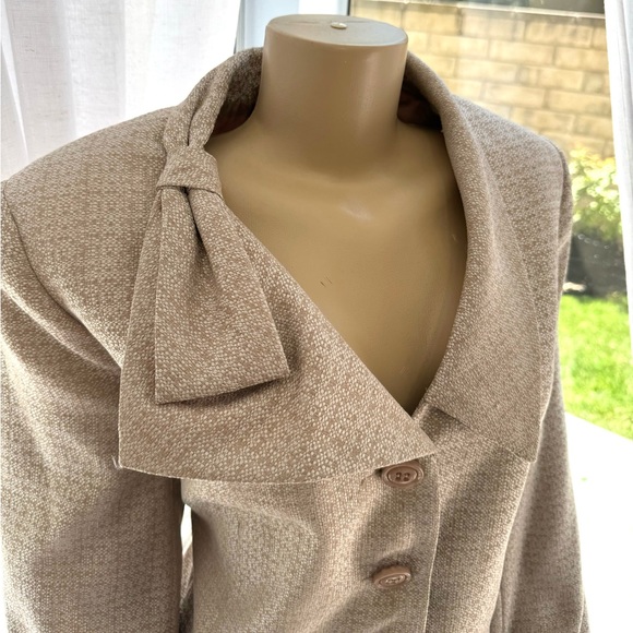 Giorgio Sant’ Angelo Vintage Linen Look 3 Button Bow Collar Blazer Size 16 Beige - Picture 2 of 12